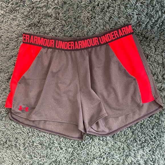 Under Armour Pants - Athletic Elastic Band Shorts